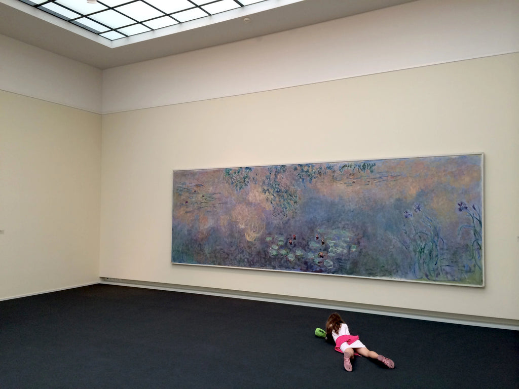 Le Bassin aux nymphéas avec iris photographié au Kunsthaus Zürich – vue rapprochée réelle
