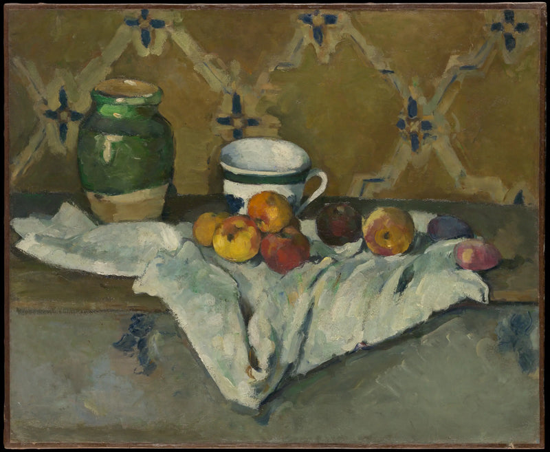 Töpferei, Tasse und Früchte auf einem weißen Tischtuch - Paul Cézanne