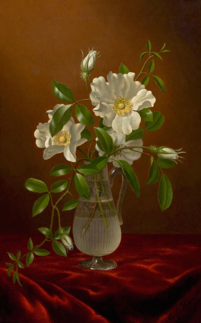 Rosen Cherokee in einer Glasvase - Martin Johnson Heade